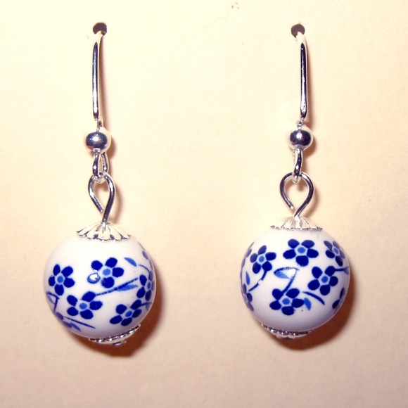 SparklieFiend Jewelry - White beads with blue flowers earrings ##